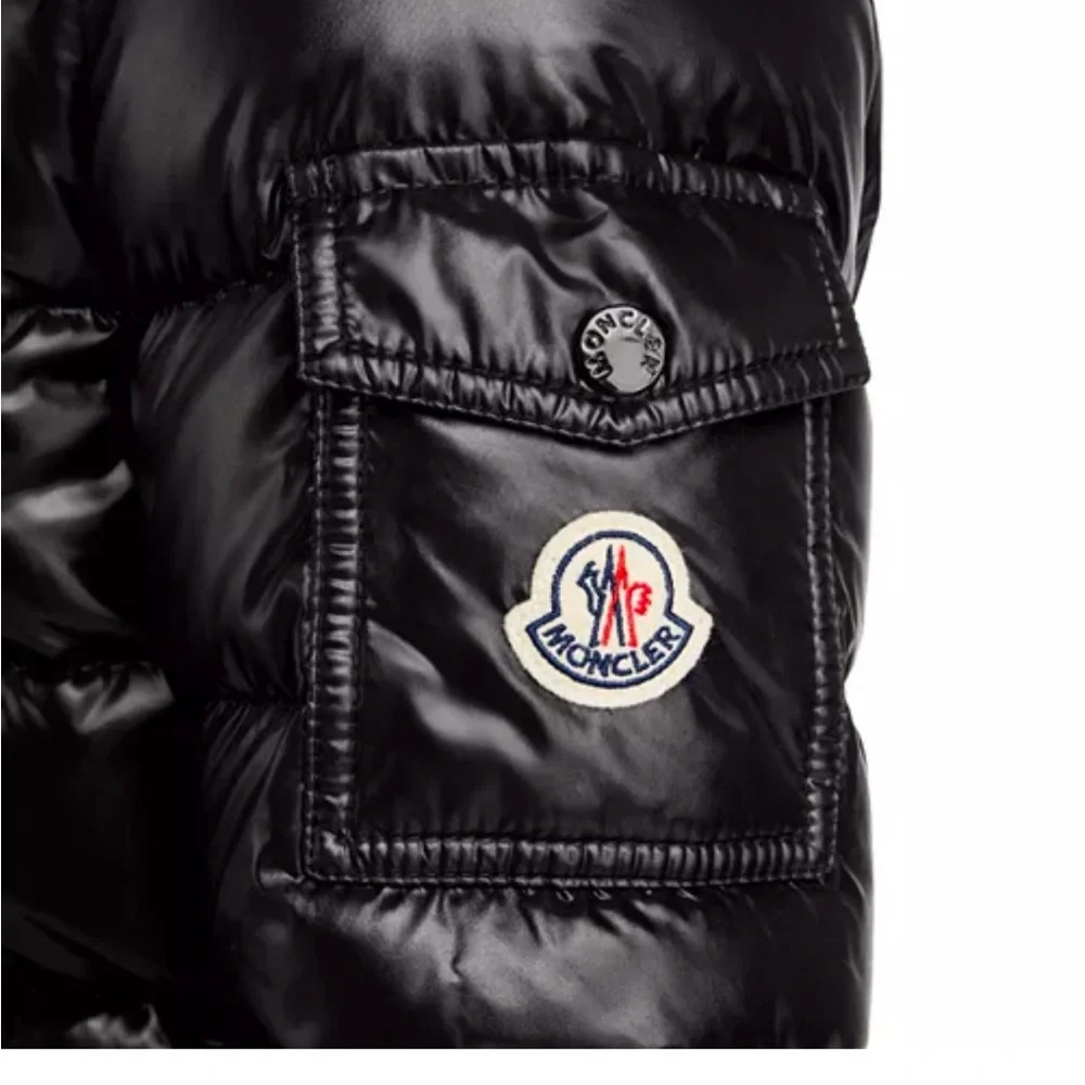 Women’s moncler long down puffer coat - Picture 3 of 7